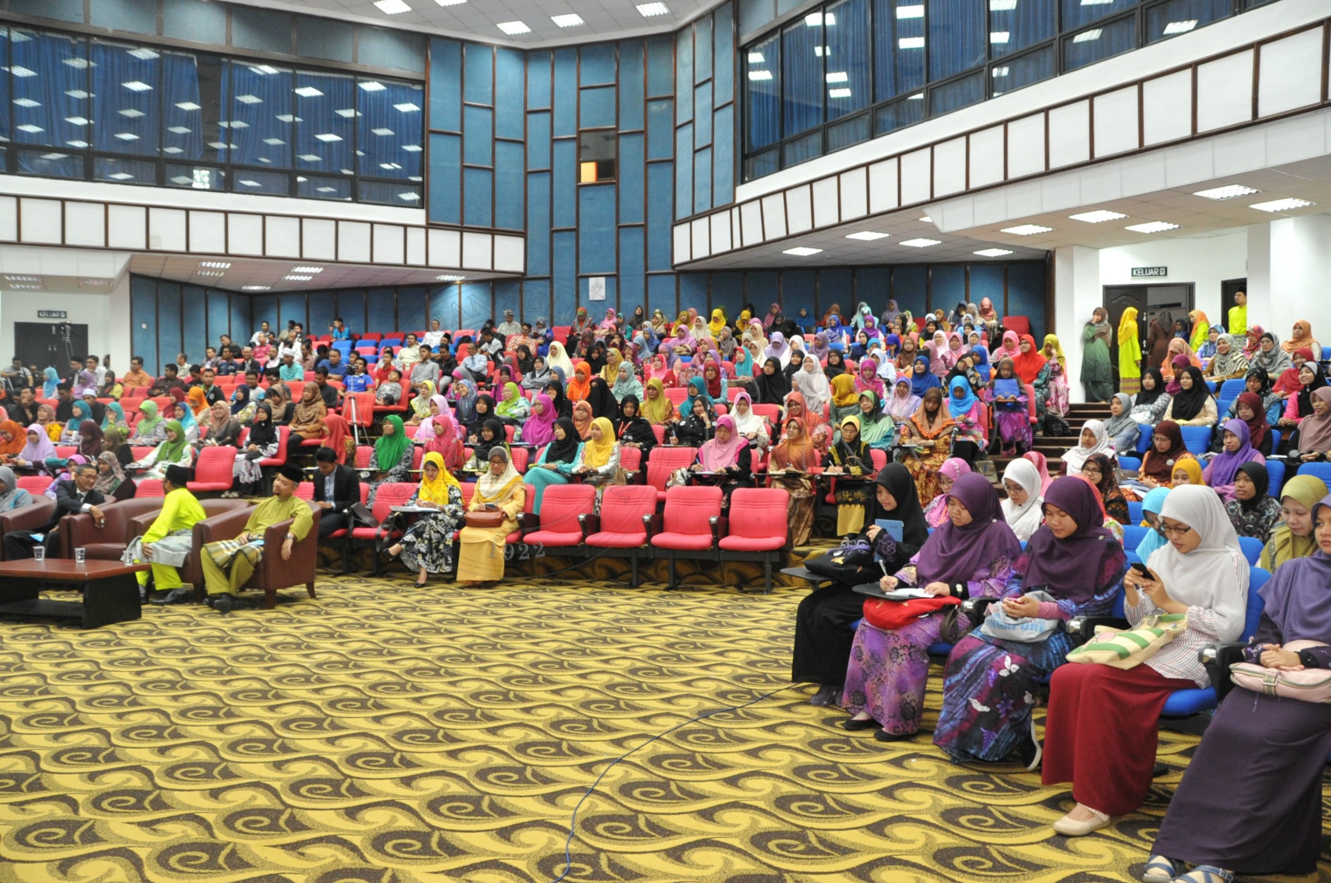 PRO 15 2 MAULIDUR PRO 4180